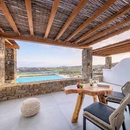 Legendary 4* Mykonos Town